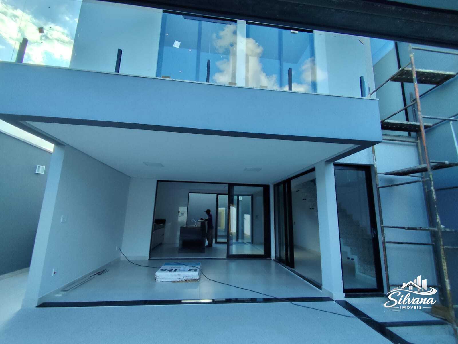 Duplex Moderno com 3 Quartos – Morro do Claro